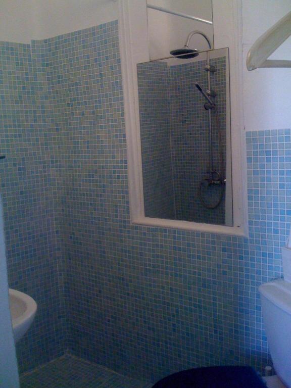 L'Auberge Espagnole - Bed & Breakfast Apt Szoba fotó